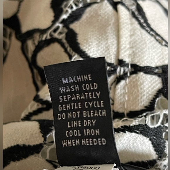 INC International Concepts Moto Jacket Women's Medium Full Zip Floral Lace EUC - Picture 4 of 4